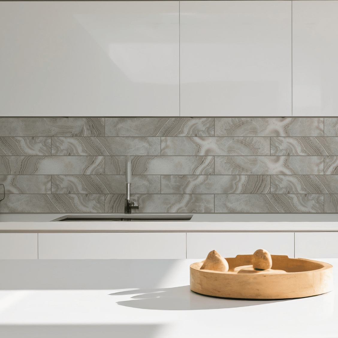 Agatha Cream Glossy 4" x 24"